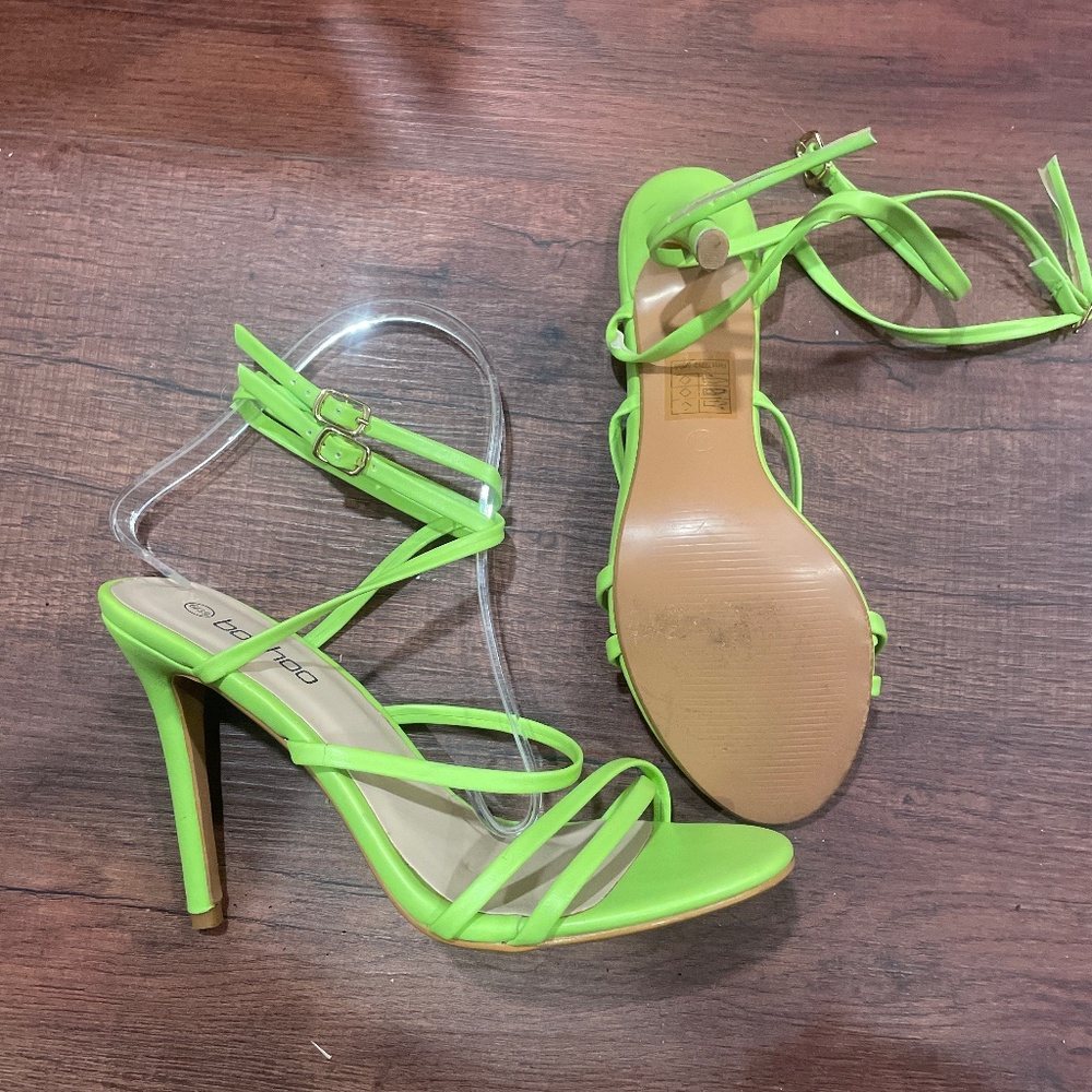 1 WEEK  FINAL NEW LAST CHANCE BOOHOO Chartreuse Green High Heel Sandals